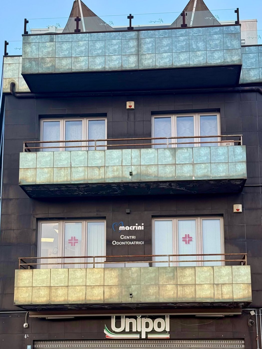 Facciata della sede di San Giovanni Rotondo dei Centri Odontoiatrici Macrini